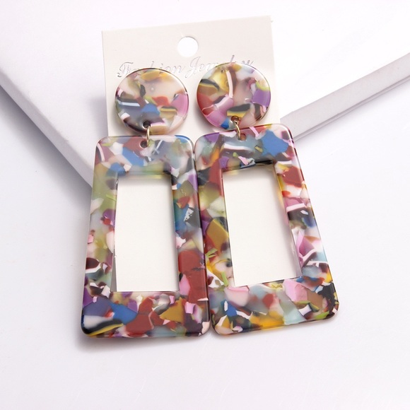 🌵 Rectangular Acrylic Statement Earrings - Picture 1 of 3